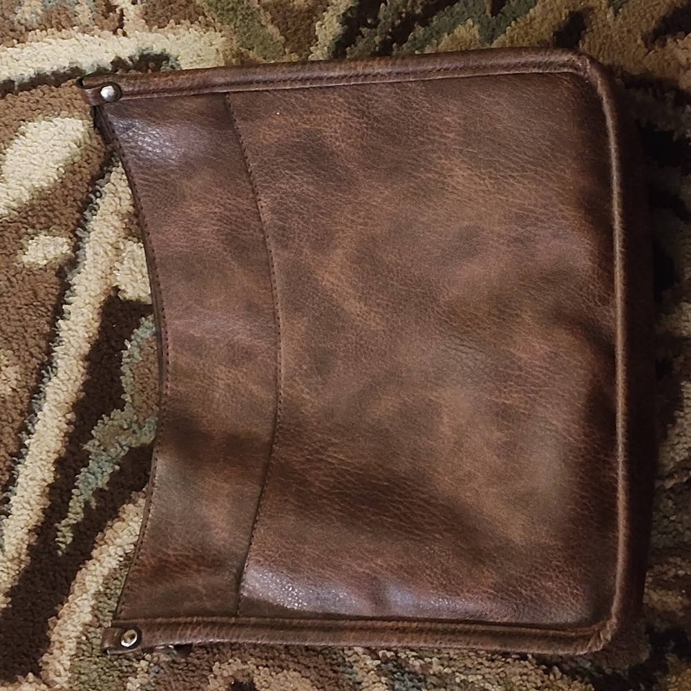 Purse - Picture 2 of 13